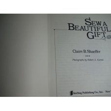 Sew a Beautiful Gift - Paperback - 1986