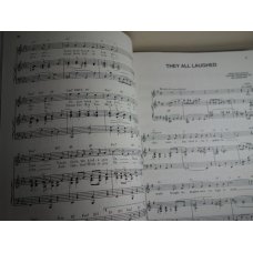 Warner - Chappell Golden Decade - The 30s Piano Vocal.